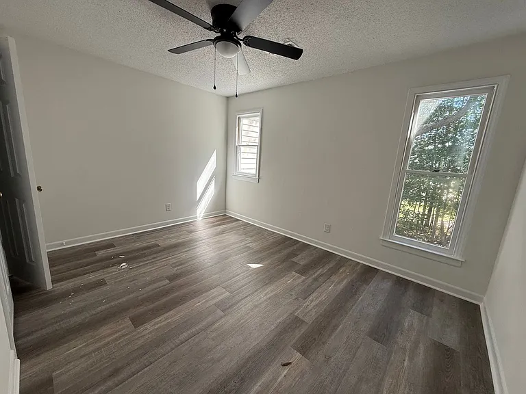 3401 Christopher Dr NW — Photo 7