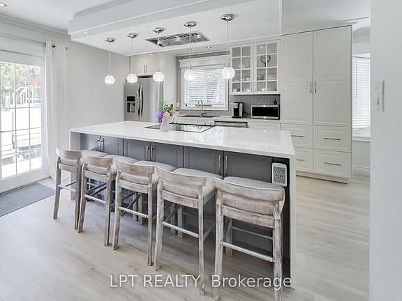 2nd image of 2482 Snowhill Ct
