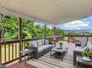 358 W Spring St, Woodstock, VA 22664