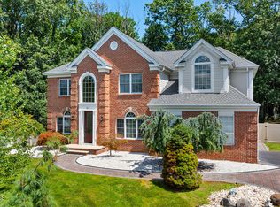 26 Chiswick Court, Jackson, NJ 08527
