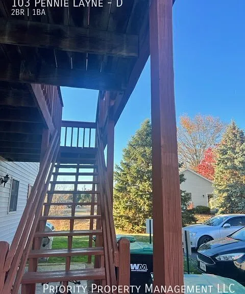 103 Pennie Ln #D — Photo 3