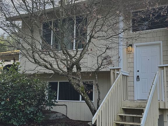 3rd image of 6915 Chico Way NW