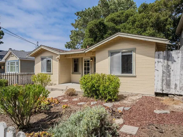 414 Sinex Ave, Pacific Grove, CA 93950