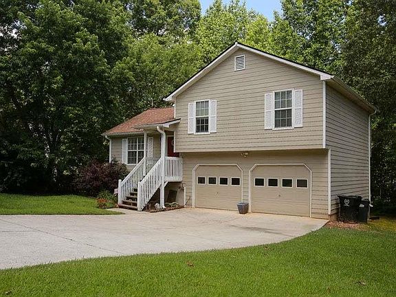 3rd image of 177 Rustin Dr