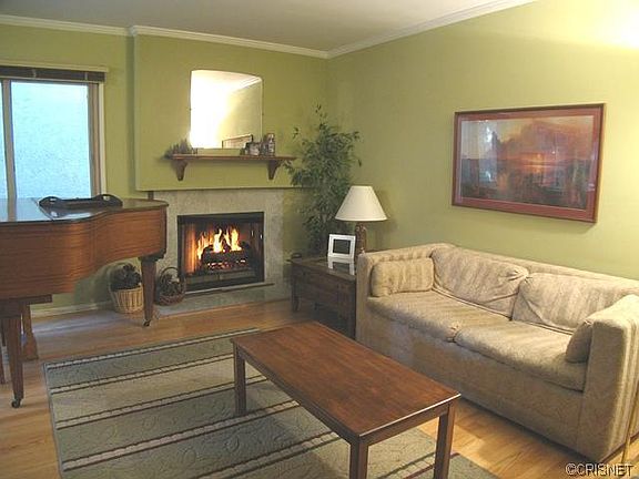 3rd image of 6716 Clybourn Ave Unit 125