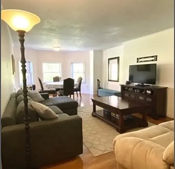 281 Beacon St #7 — Photo 4