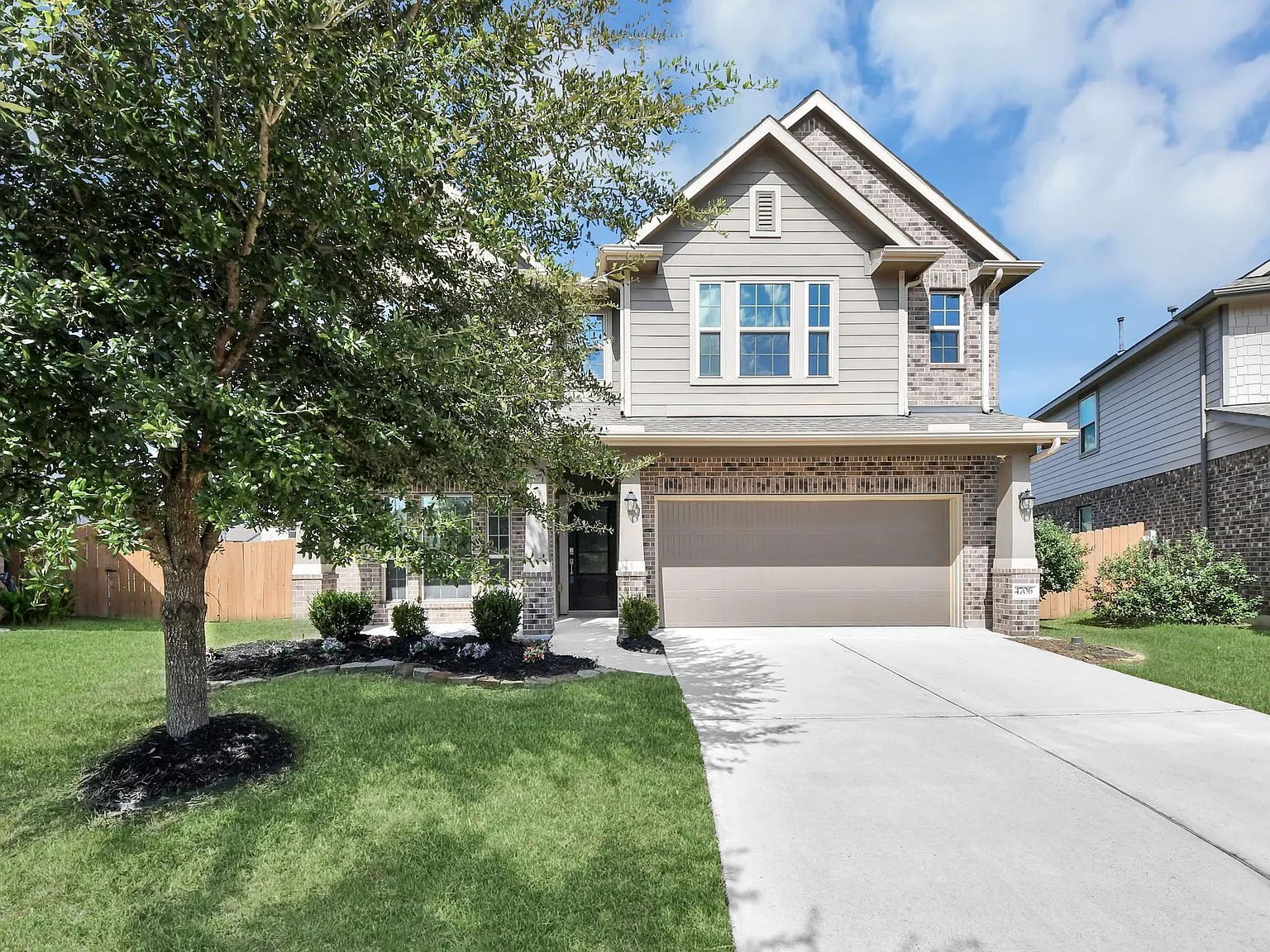 3 bed, 2.5 bath, 2506 sqft, $2,750 — Photo 4