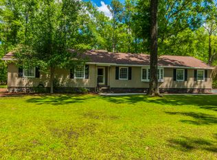 2111 Hummingbird Ln, Summerville, SC 29483