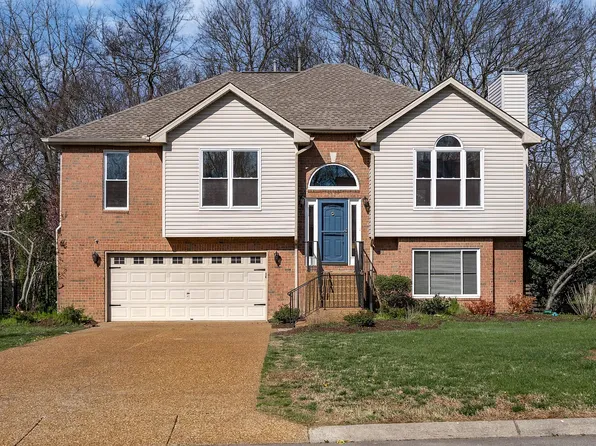 2938 Churchill Ln #A, Thompsons Station, TN 37179