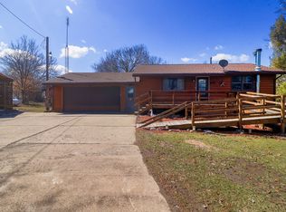 2768 Old Peoria Ct, Bloomington, IL 61705