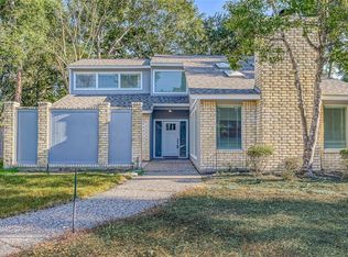 12007 Knobcrest Dr, Houston, TX 77070