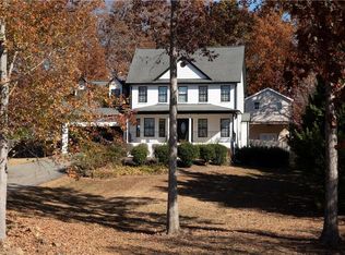 414 Trenton Ln, Thomasville, NC 27360