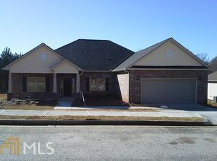 877 Crescent Ln #31, Griffin, GA 30224