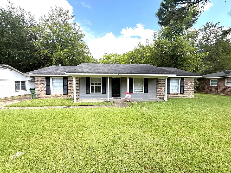 1805 Gillespie Dr