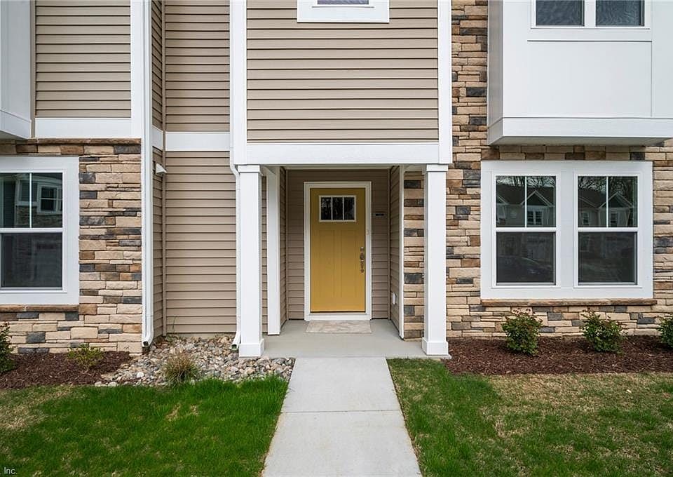 1st image of 2020 Laycock Ln #102