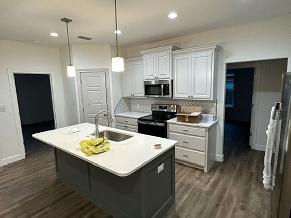 5th image of 7532 Salerno Ct