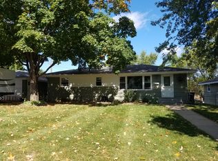 507 7th Ave E, Shakopee, MN 55379