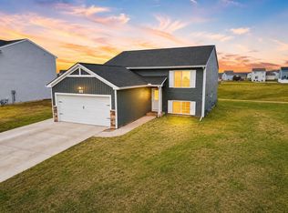 1700 Harper Grove Ln, Vicksburg, MI 49097
