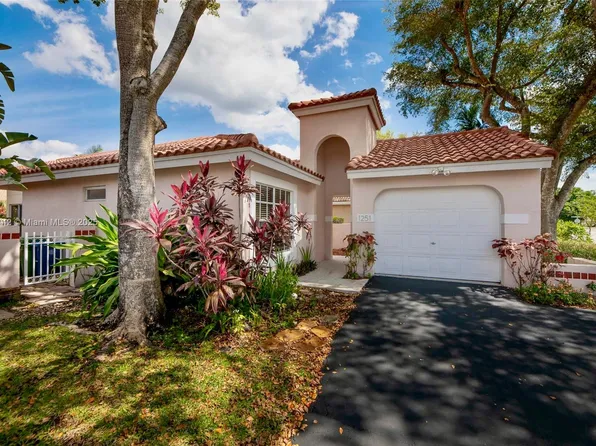1251 Garden Rd, Fort Lauderdale, FL 33326