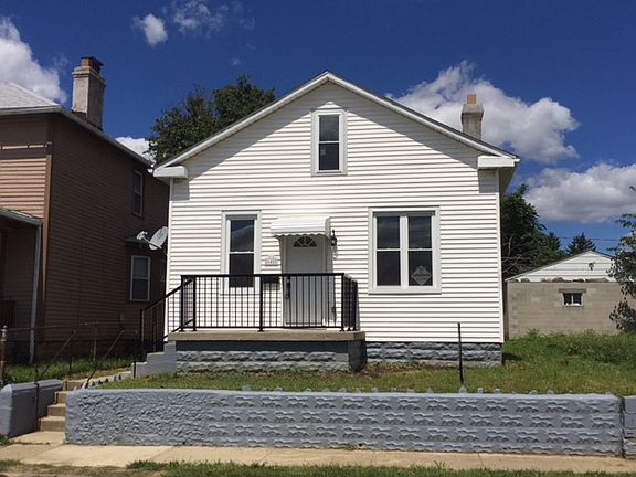 2nd image of 640 Stewart Ave