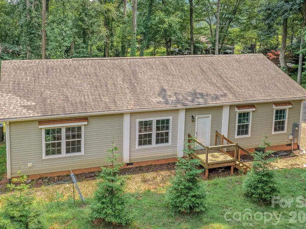17 Berry Hill Rd, Asheville, NC 28806