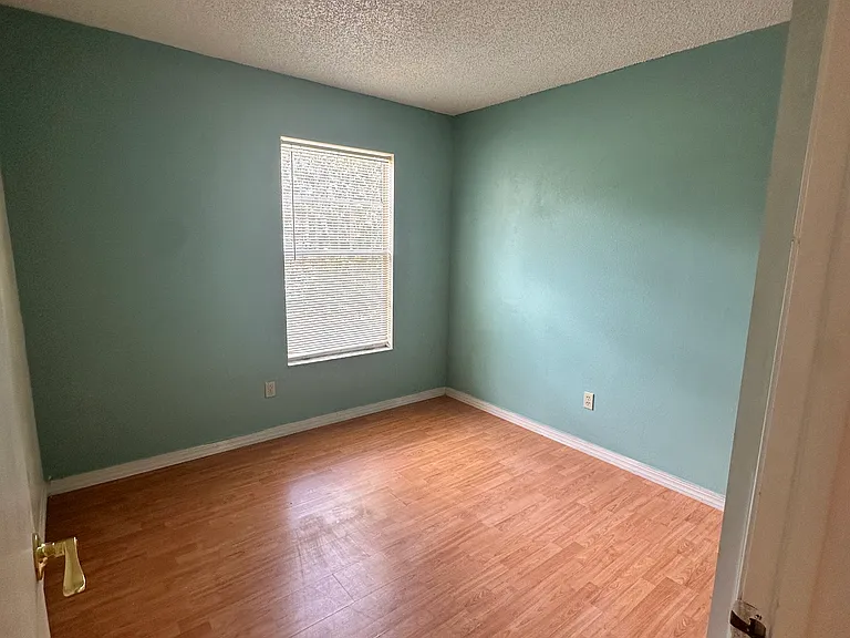 11002 Yorkshire Ridge Ct — Photo 12
