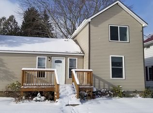 195 S 5th St, Conneaut Lake, PA 16316