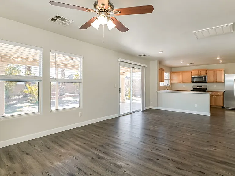 164 White Butte St — Photo 5