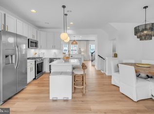 622 Sweetgum Ln, Deptford, NJ 08096