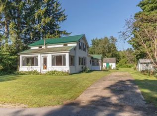 887 Red School House Rd, Fulton, NY 13069