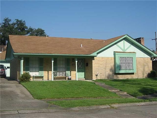 1st image of 2621 Chelsea Dr