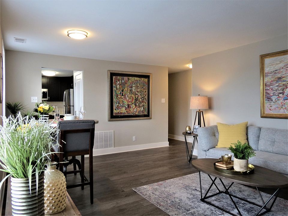 1st image of 5590 Pershing Ave APT 35