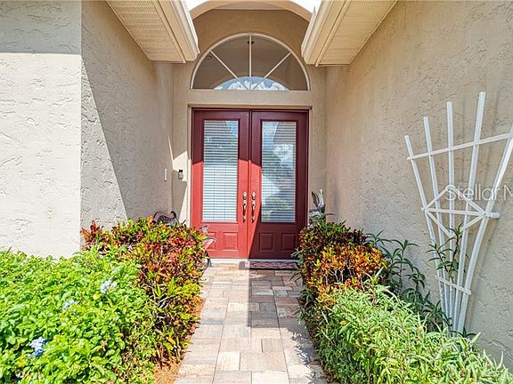 4th image of 2285 Harrier Way