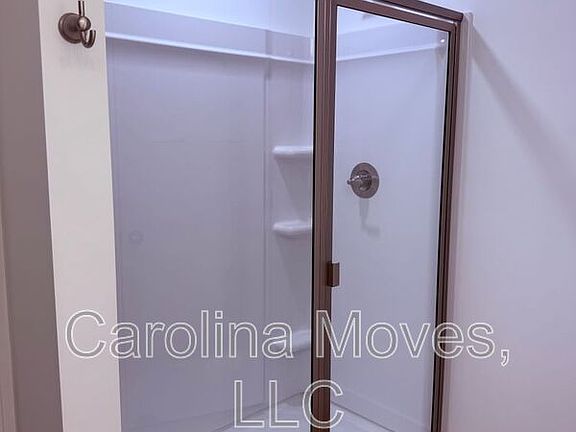 5th image of 508 Round Rock Way