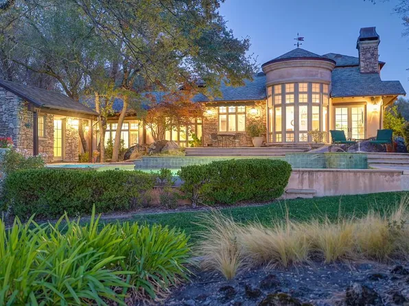 4501 Lake Forest Dr, Loomis, CA 95650