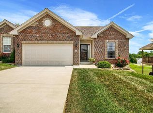 11 Club Ct, Union, MO 63084