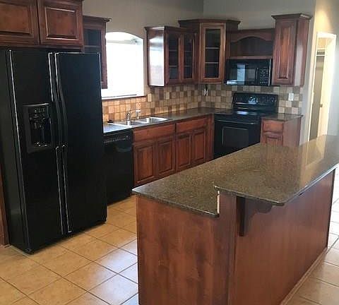 4th image of 7412 E Galveston Pl