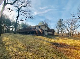 4205 Barreville Rd, Crystal Lake, IL 60012