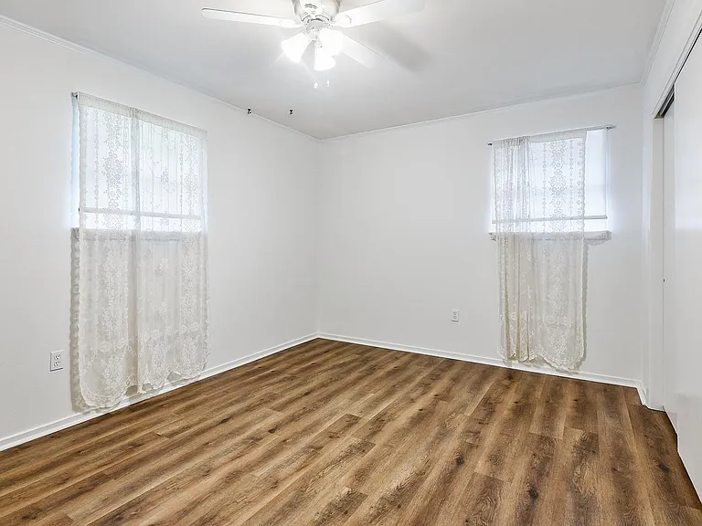 6979 Boone Ave — Photo 9