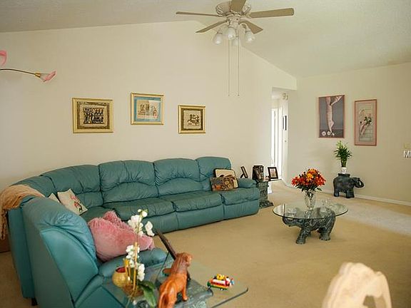 4th image of 10235 Joanies Run