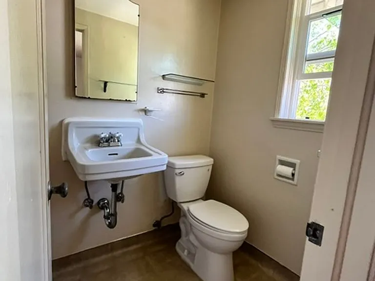 327 Nevada St #1-5 — Photo 7