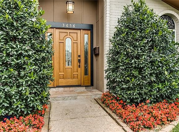 2nd image of 3656 Courtdale Dr