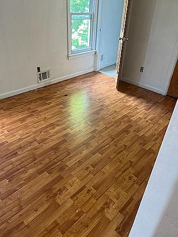 2nd image of 173 Grand Ave