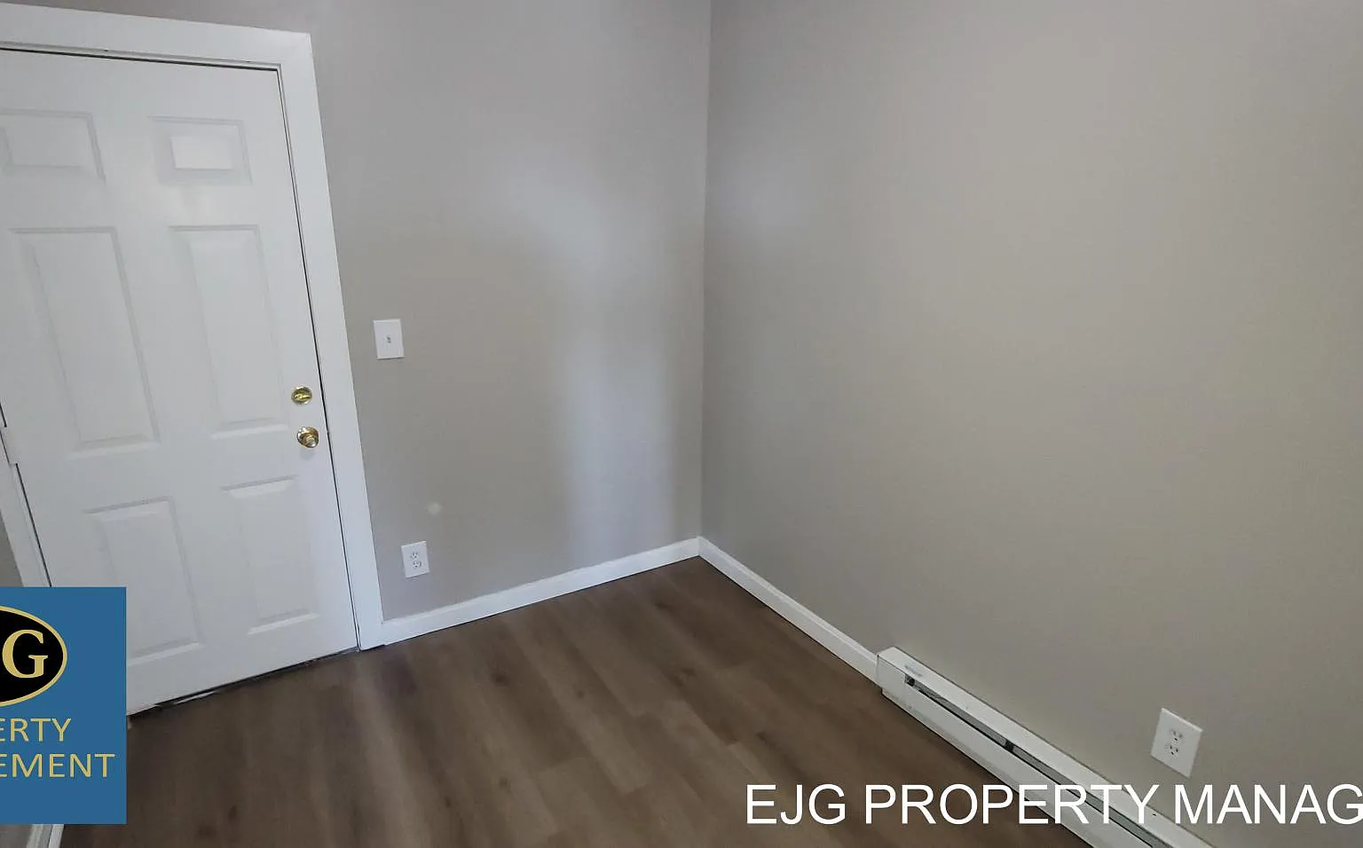 405 Manchester St — Photo 4