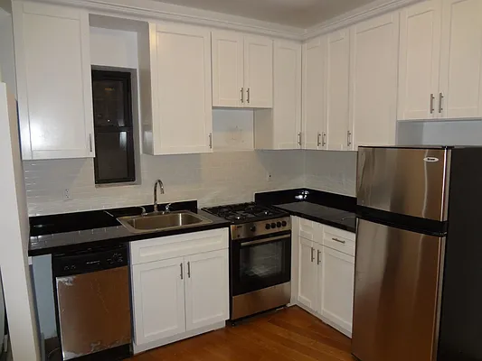 Rented by Steven Apuzzi LLC | media 37