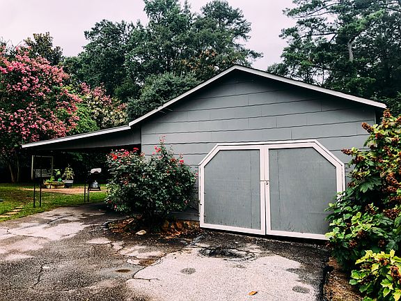 5th image of 536 Stark St