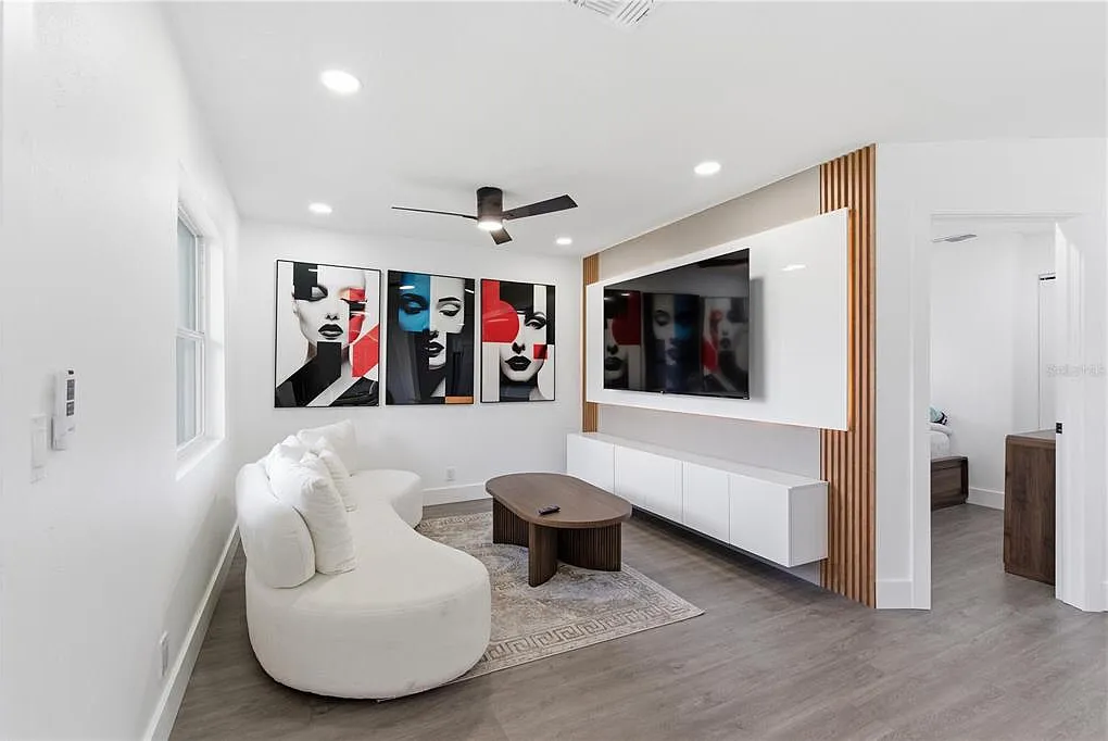 4 bed, 3.0 bath, 1795 sqft, $3,000 — Photo 3