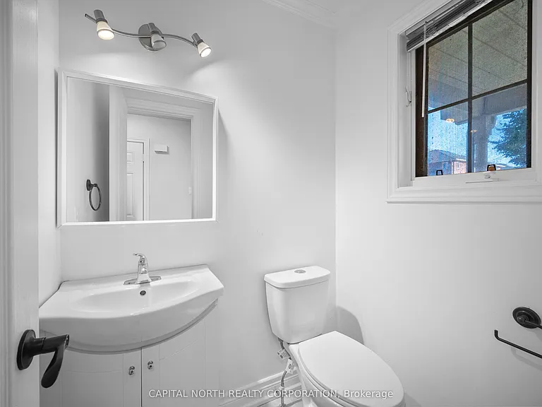 86 Breeze Dr — Photo 14