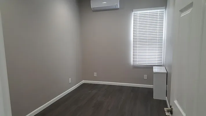 Rented by Capri Jet Realty Corp | media 90