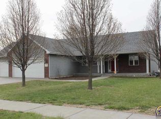 3305 SW 46th St, Topeka, KS 66610